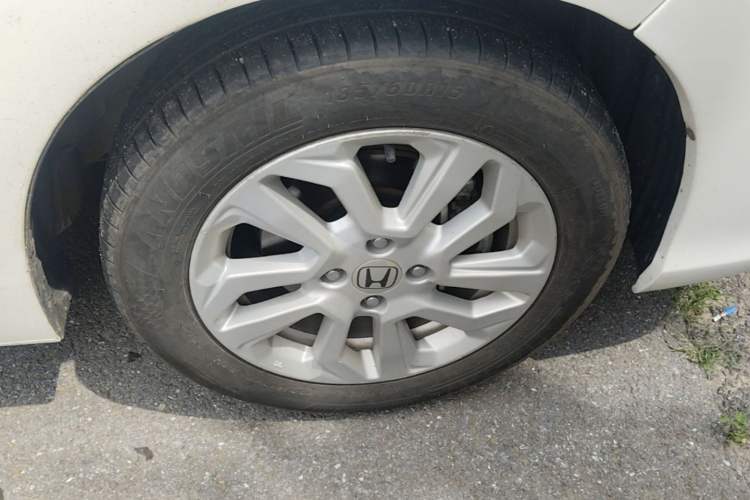Used Honda Fit 2018 1.5L CVT Comfort Sunroof Version Right Front Wheel Hub