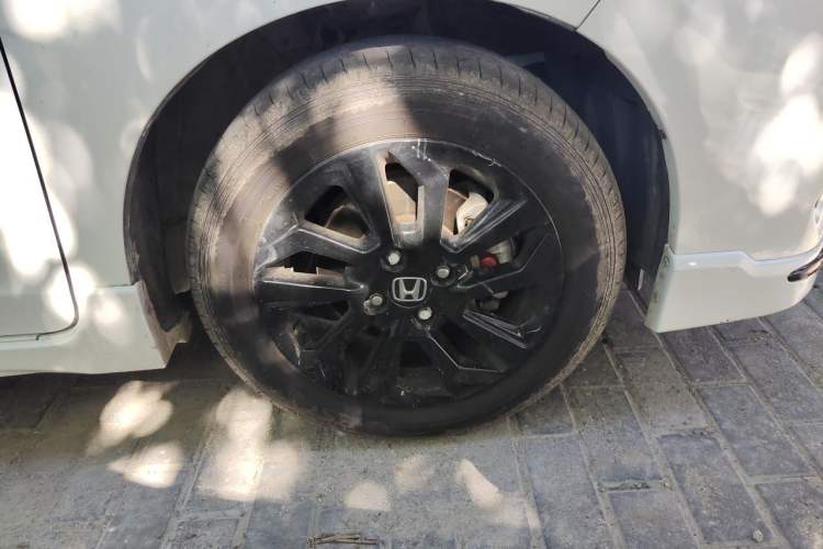 Used Honda Fit 2018 1.5L CVT Trendy Run+ Edition Right Front Wheel Hub