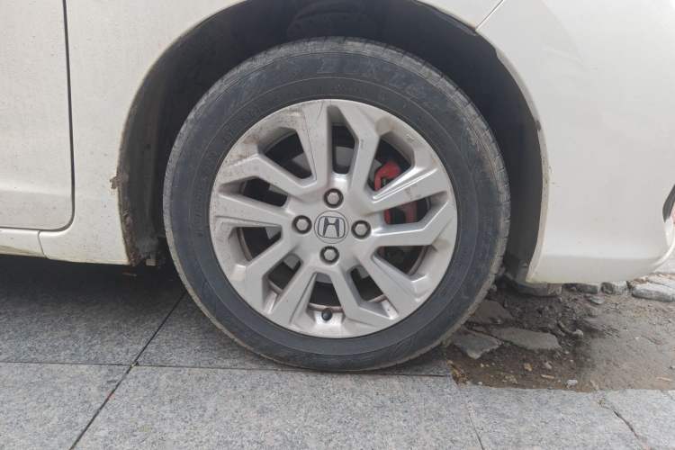 Used Honda Fit 2018 1.5L CVT Comfort Version Right Front Wheel Hub