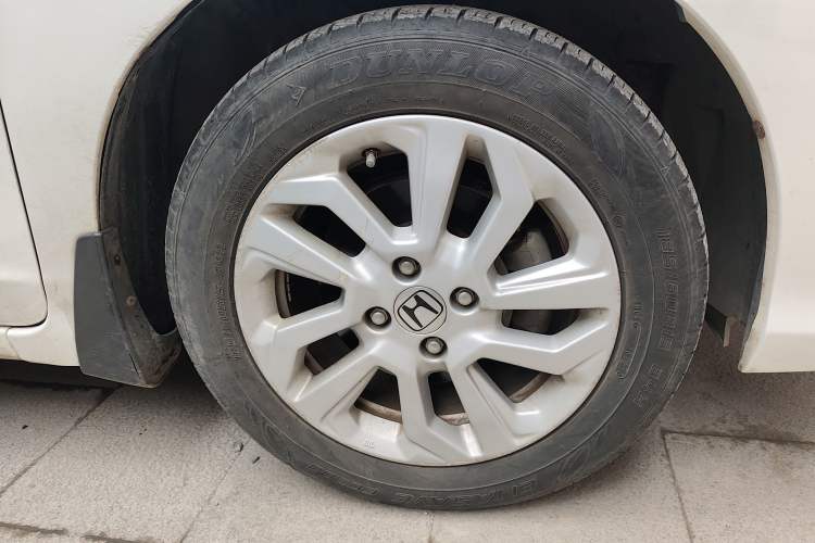 Used Honda Fit 2018 1.5L CVT Comfort Sunroof Version Right Front Wheel Hub