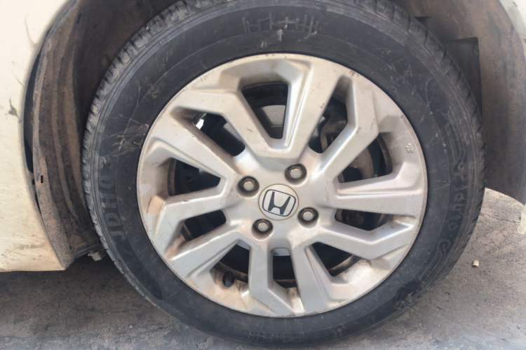 Used Honda Fit 2018 1.5L CVT Comfort Sunroof Version Right Front Wheel Hub