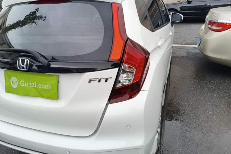 Used Honda Fit 2018 1.5L CVT Comfort Version Right Rear Taillight