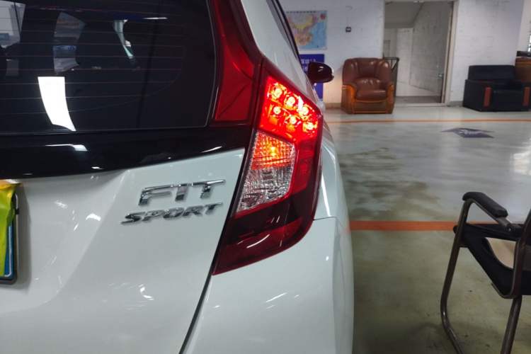 Used Honda Fit 2018 1.5L CVT Trendy Sports Edition Right Rear Taillight