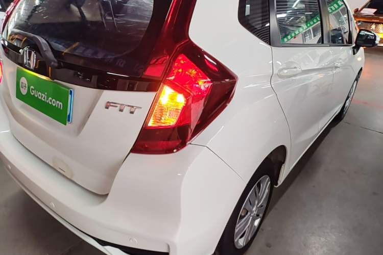 Used Honda Fit 2018 1.5L CVT Comfort Version Right Rear Taillight