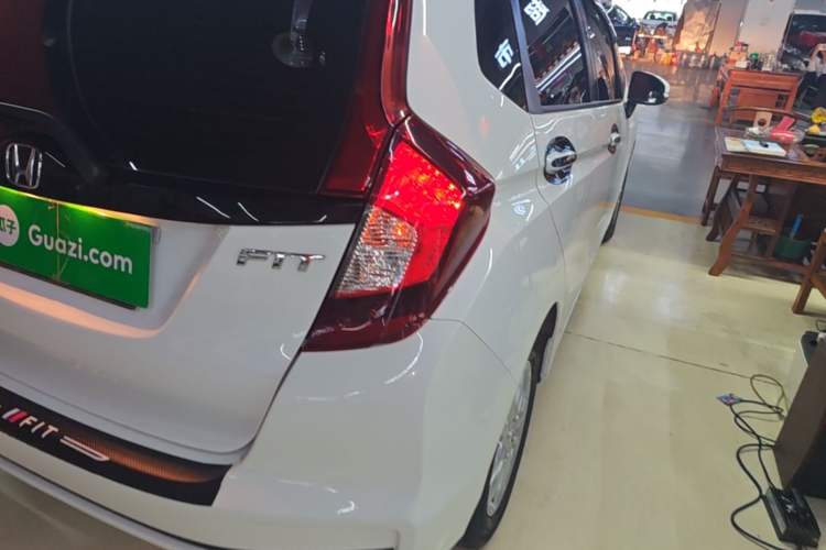 Used Honda Fit 2018 1.5L CVT Comfort Version Right Rear Taillight