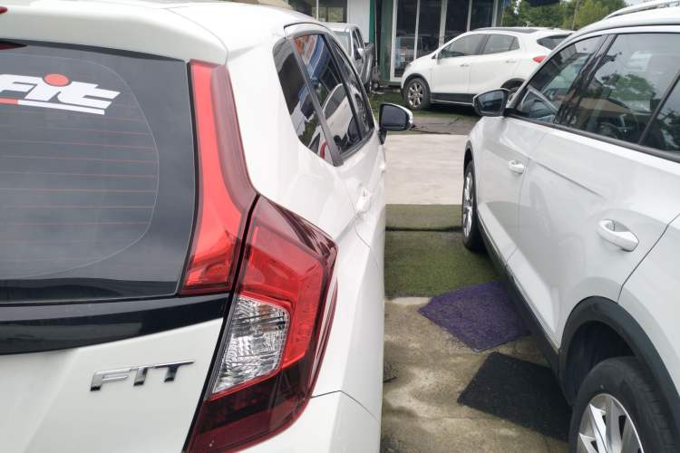 Used Honda Fit 2018 1.5L CVT Comfort Sunroof Version Right Rear Taillight