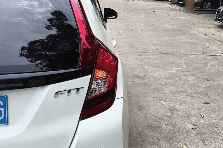 Used Honda Fit 2018 1.5L CVT Comfort Version Right Rear Taillight