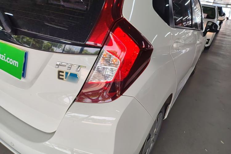 Used Honda Fit 2018 1.5L CVT Comfort Version Right Rear Taillight