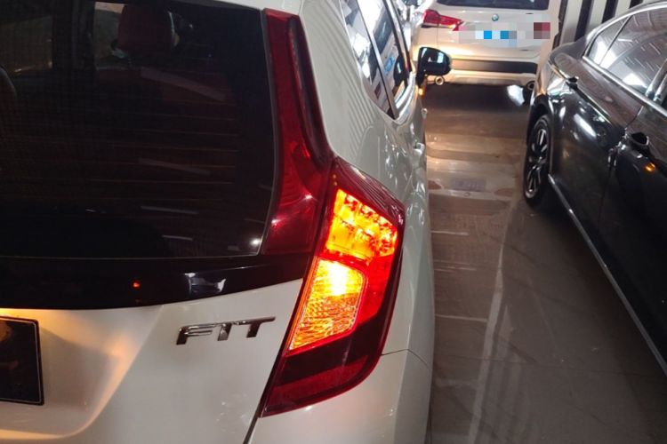 Used Honda Fit 2018 1.5L CVT Comfort Sunroof Version Right Rear Taillight