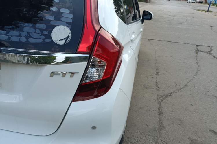 Used Honda Fit 2018 1.5L CVT Comfort Version Right Rear Taillight