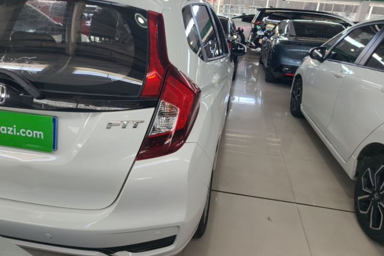 Used Honda Fit 2018 1.5L CVT Comfort Sunroof Version Right Rear Taillight