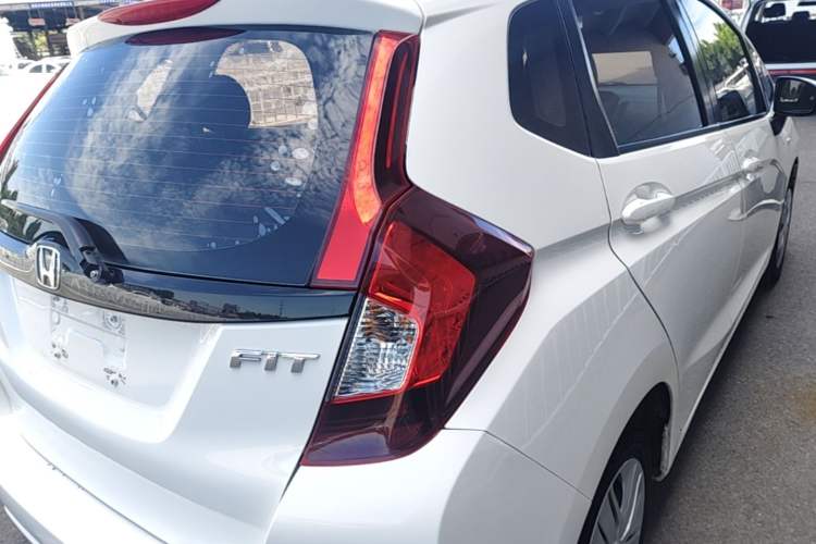 Used Honda Fit 2018 1.5L CVT Comfort Version Right Rear Taillight