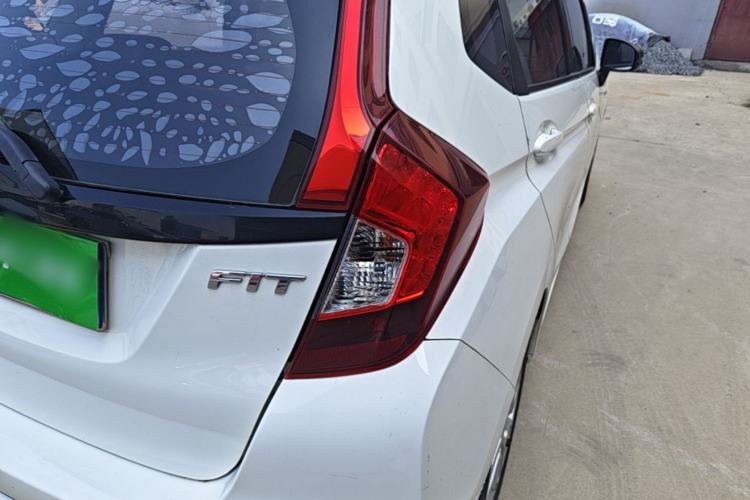Used Honda Fit 2018 1.5L CVT Comfort Sunroof Version Right Rear Taillight