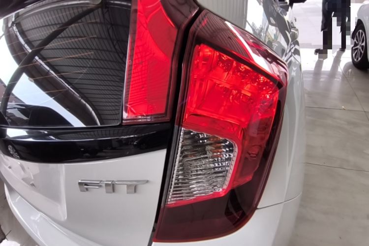Used Honda Fit 2018 1.5L CVT Comfort Sunroof Version Right Rear Taillight
