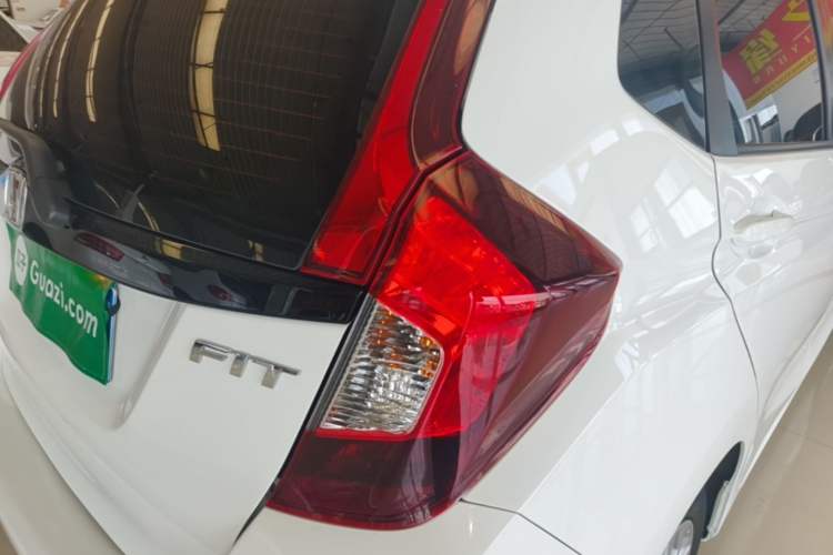 Used Honda Fit 2018 1.5L CVT Comfort Sunroof Version Right Rear Taillight