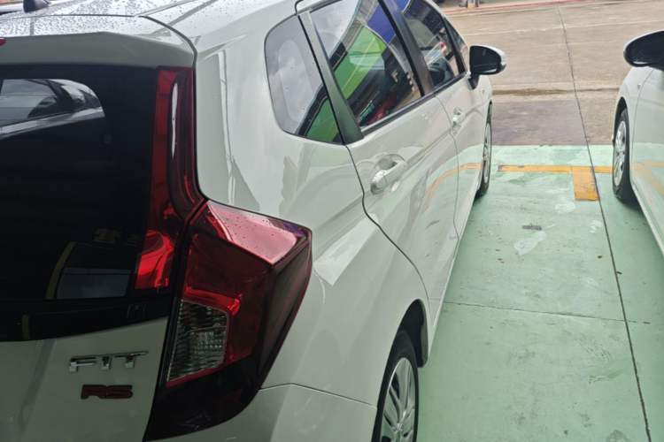 Used Honda Fit 2018 1.5L CVT Comfort Version Right Rear Taillight