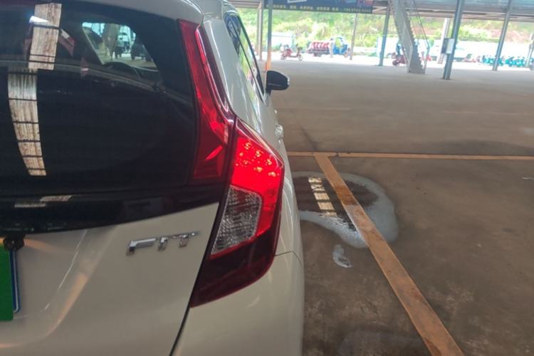 Used Honda Fit 2018 1.5L CVT Comfort Version Right Rear Taillight