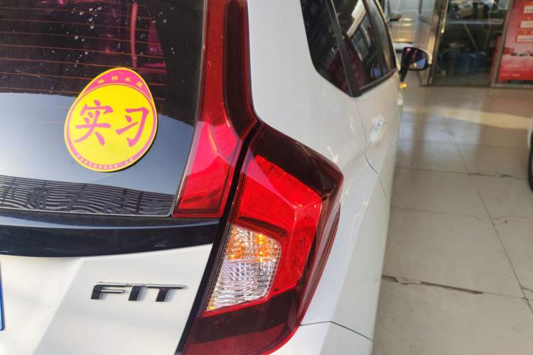 Used Honda Fit 2018 1.5L CVT Comfort Sunroof Version Right Rear Taillight