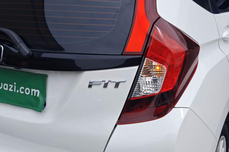 Used Honda Fit 2018 1.5L CVT Comfort Version Right Rear Taillight