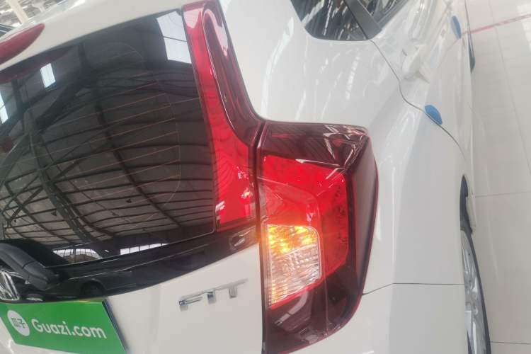 Used Honda Fit 2018 1.5L CVT Comfort Sunroof Version Right Rear Taillight