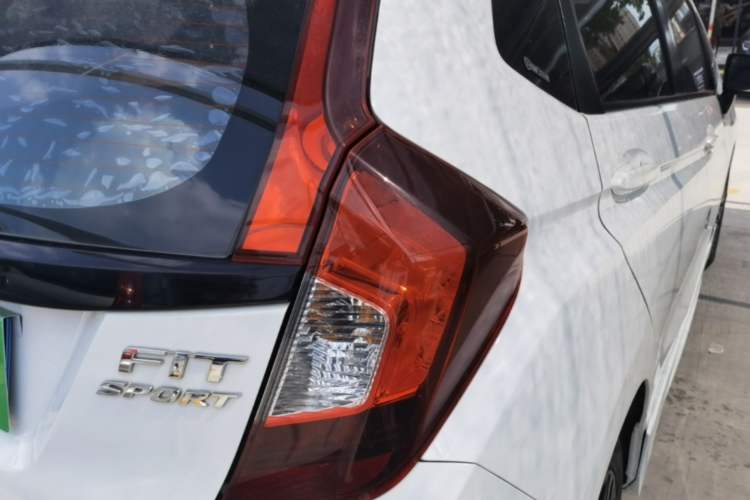 Used Honda Fit 2018 1.5L CVT Trendy Sports Edition Right Rear Taillight