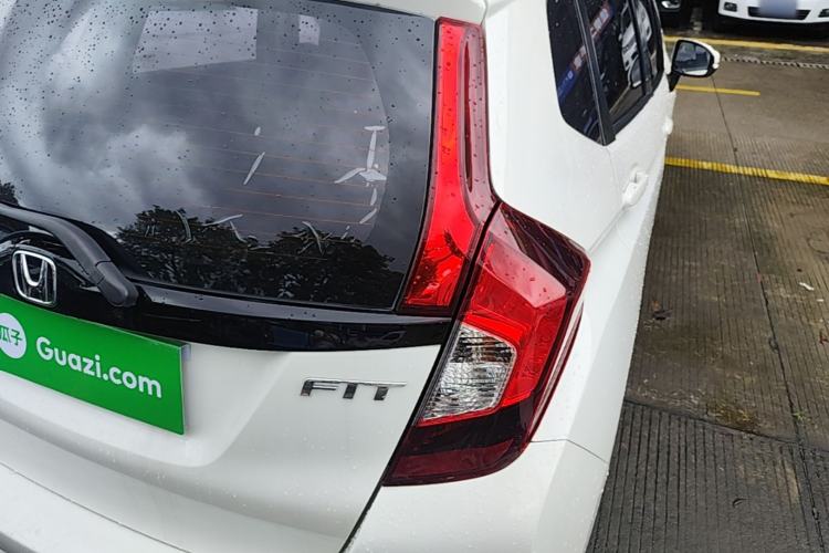 Used Honda Fit 2018 1.5L CVT Comfort Version Right Rear Taillight