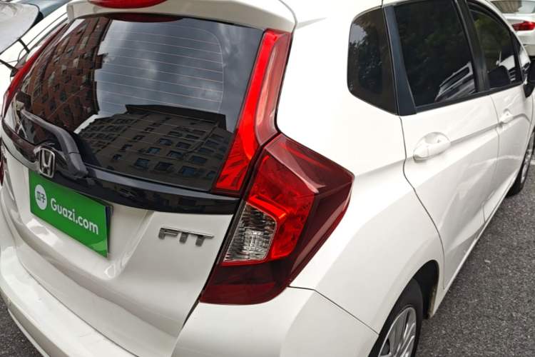 Used Honda Fit 2018 1.5L CVT Comfort Version Right Rear Taillight