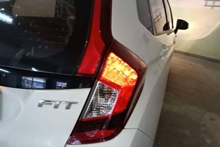 Used Honda Fit 2018 1.5L CVT Comfort Version Right Rear Taillight