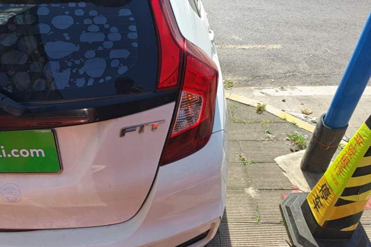 Used Honda Fit 2018 1.5L CVT Comfort Version Right Rear Taillight