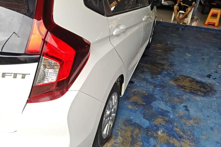 Used Honda Fit 2018 1.5L CVT Comfort Sunroof Version Right Rear Taillight