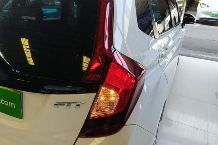 Used Honda Fit 2018 1.5L CVT Comfort Version Right Rear Taillight