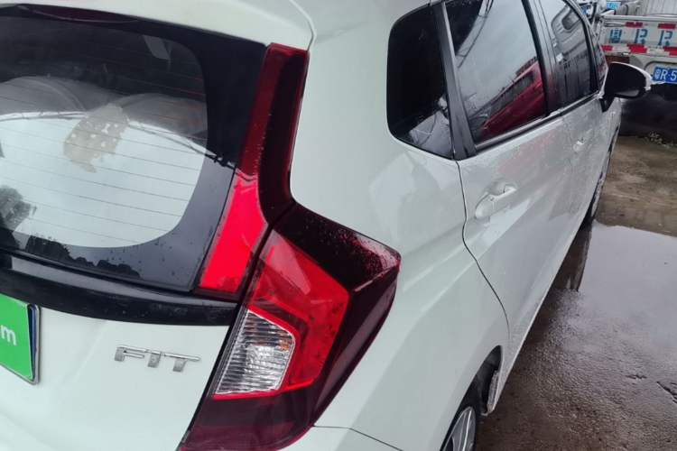 Used Honda Fit 2018 1.5L CVT Comfort Version Right Rear Taillight