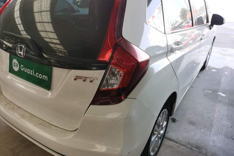 Used Honda Fit 2018 1.5L CVT Comfort Sunroof Version Right Rear Taillight
