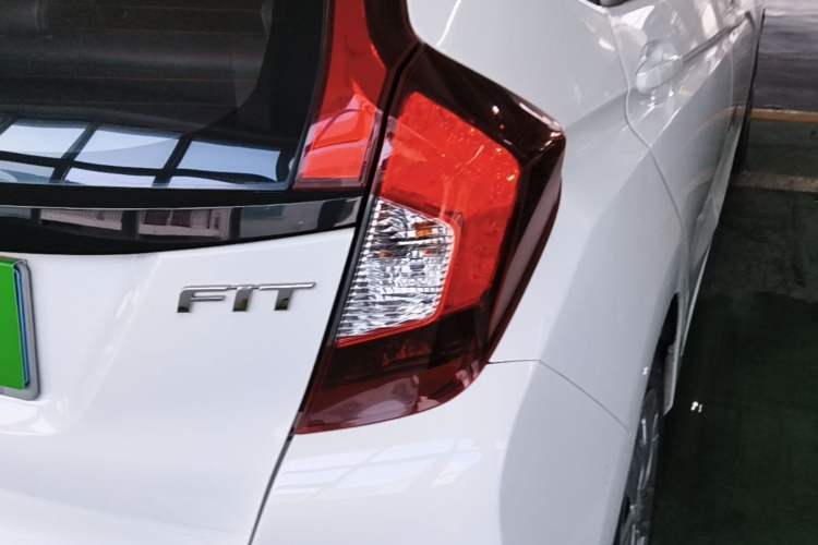 Used Honda Fit 2018 1.5L CVT Comfort Version Right Rear Taillight
