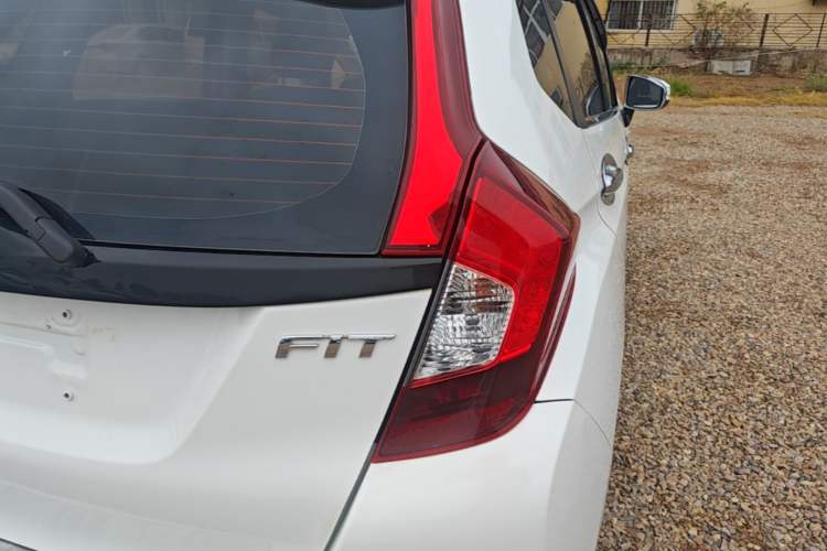 Used Honda Fit 2018 1.5L CVT Comfort Sunroof Version Right Rear Taillight