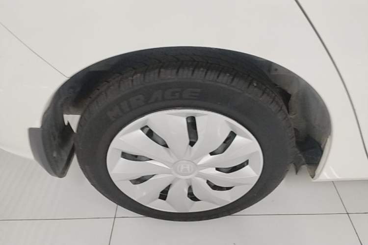 Used Honda Fit 2018 1.5L CVT Comfort Version Right Rear Wheel Hub