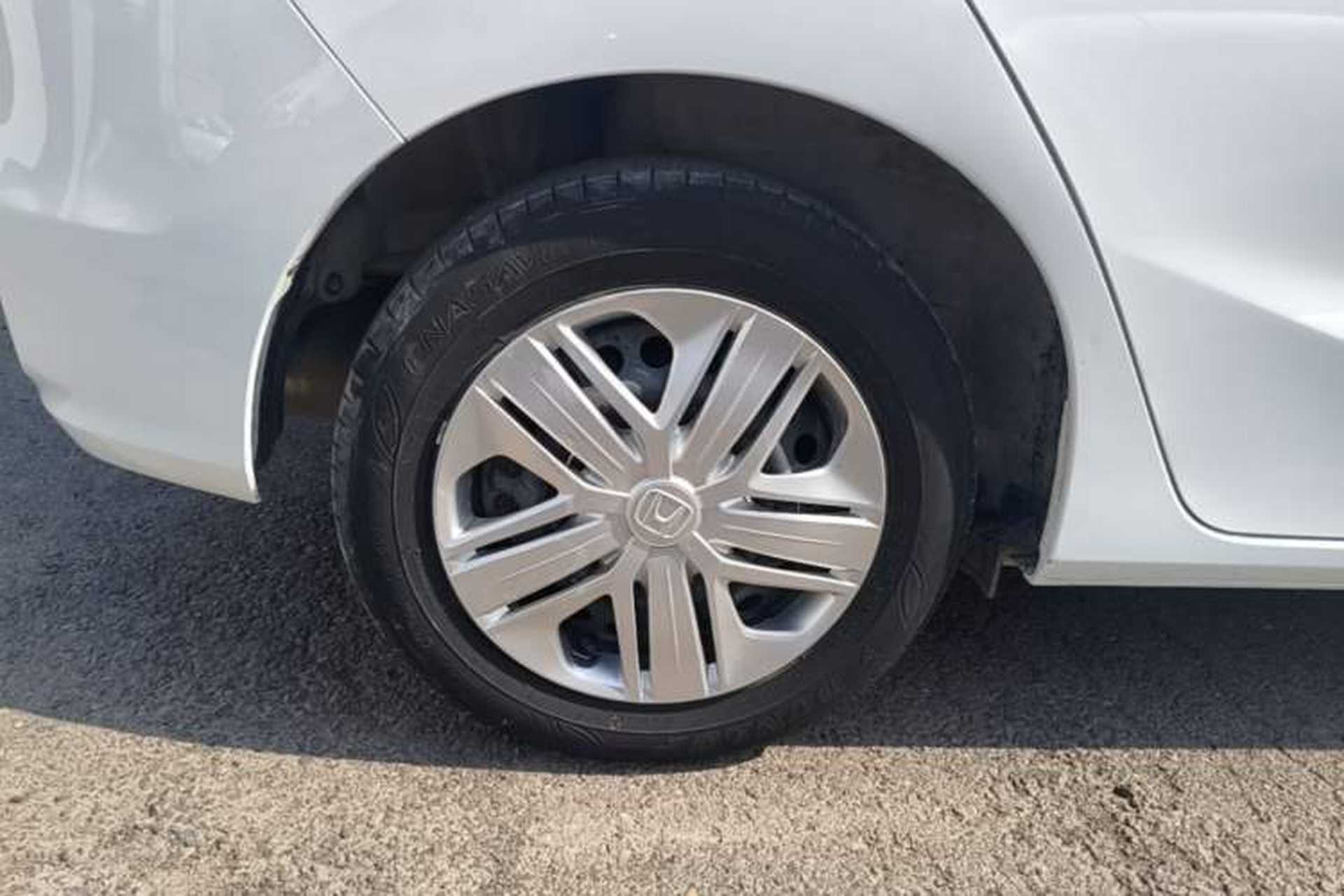 Used Honda Fit 2018 1.5L CVT Comfort Version Right Rear Wheel Hub