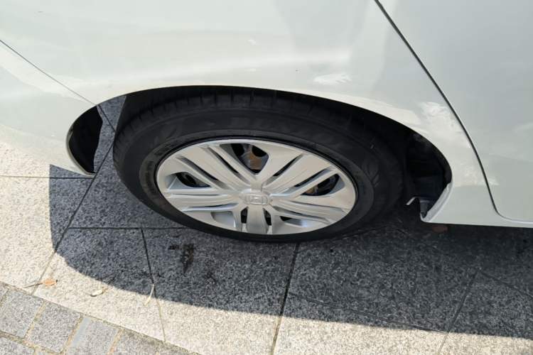 Used Honda Fit 2018 1.5L CVT Comfort Version Right Rear Wheel Hub
