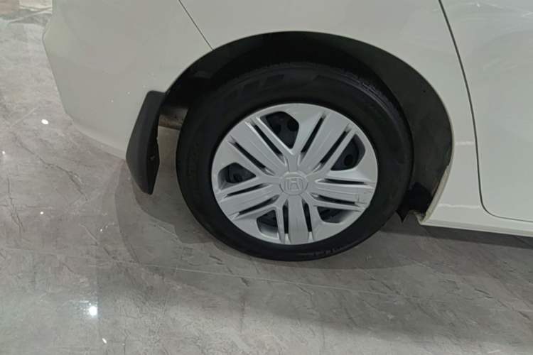 Used Honda Fit 2018 1.5L CVT Comfort Version Right Rear Wheel Hub