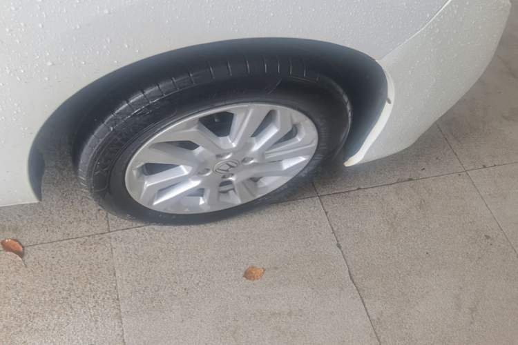 Used Honda Fit 2018 1.5L CVT Comfort Sunroof Version Right Rear Wheel Hub