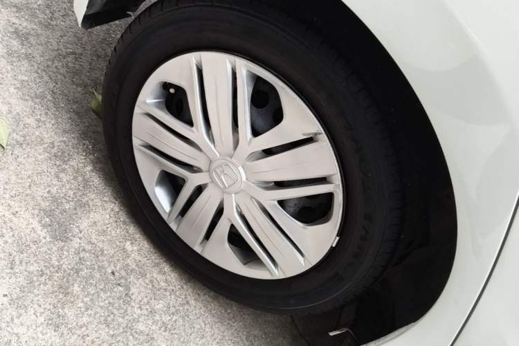 Used Honda Fit 2018 1.5L CVT Comfort Version Right Rear Wheel Hub