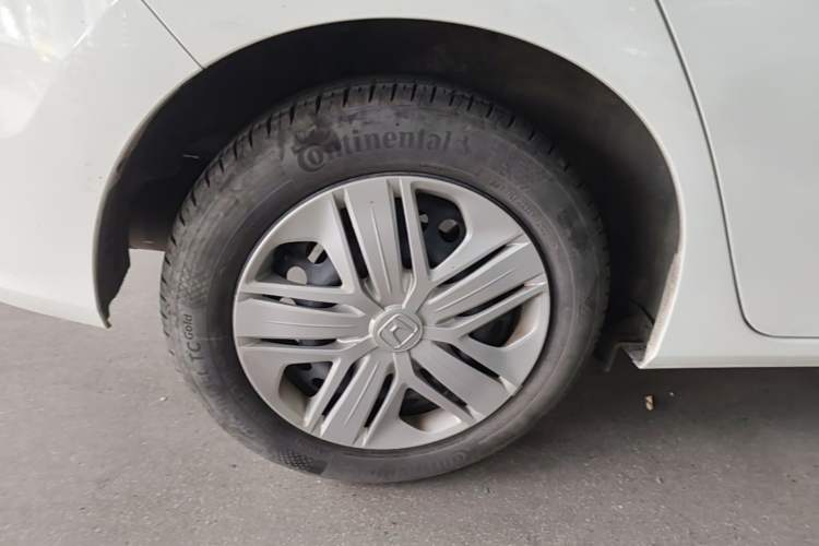 Used Honda Fit 2018 1.5L CVT Comfort Version Right Rear Wheel Hub