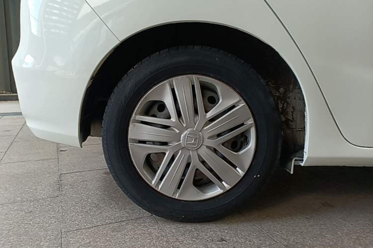 Used Honda Fit 2018 1.5L CVT Comfort Version Right Rear Wheel Hub