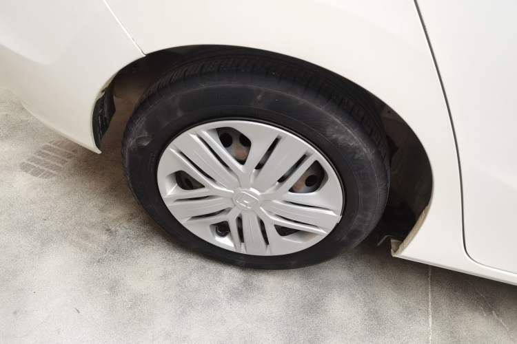 Used Honda Fit 2018 1.5L CVT Comfort Version Right Rear Wheel Hub