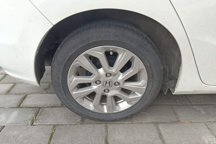 Used Honda Fit 2018 1.5L CVT Comfort Version Right Rear Wheel Hub