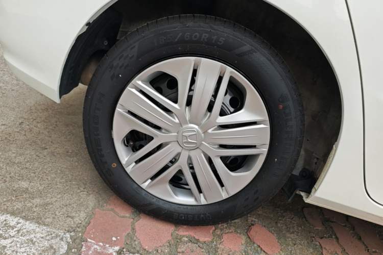 Used Honda Fit 2018 1.5L CVT Comfort Version Right Rear Wheel Hub