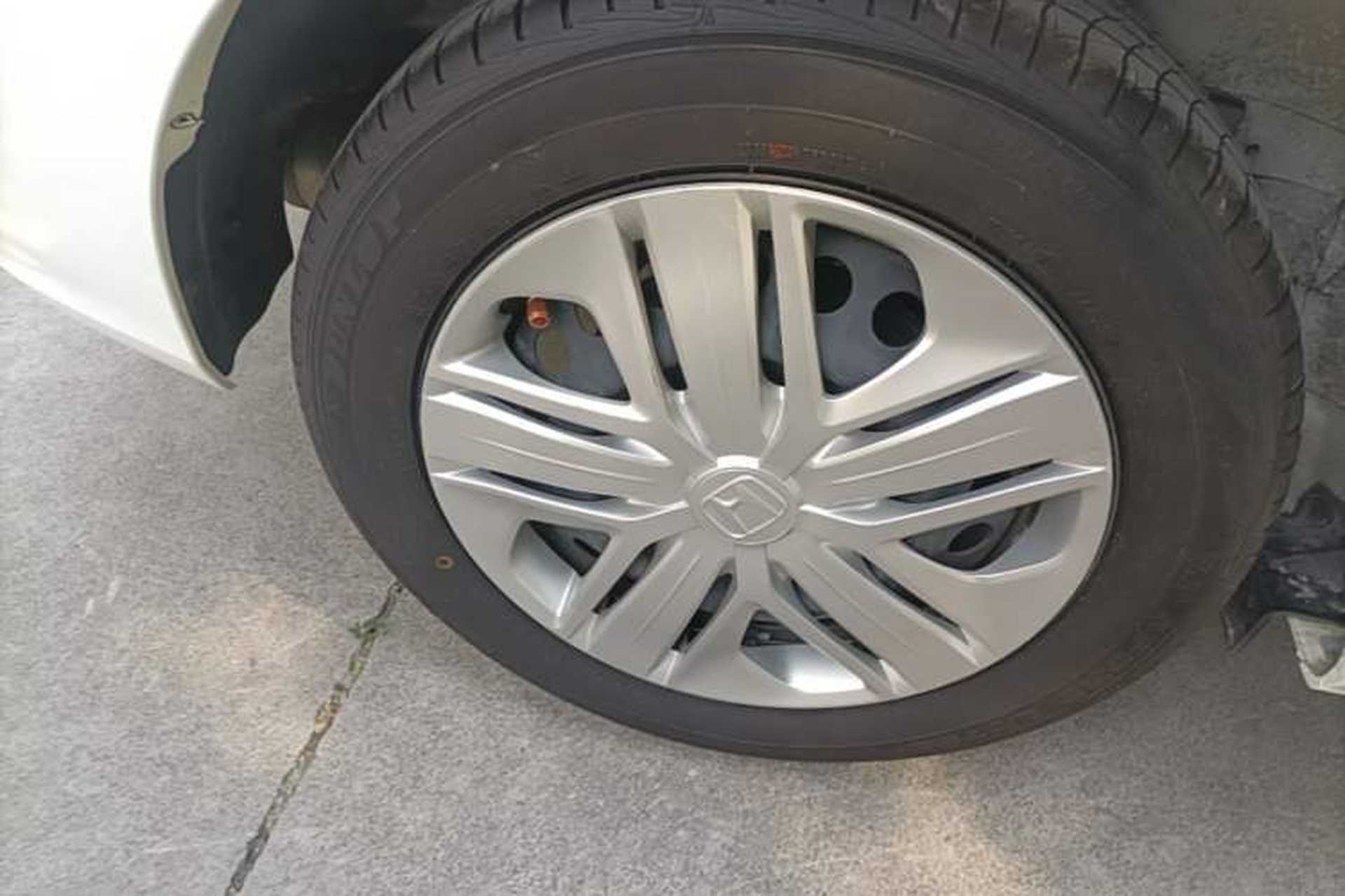 Used Honda Fit 2018 1.5L CVT Comfort Version Right Rear Wheel Hub