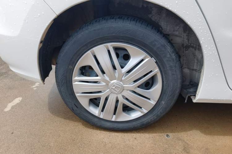 Used Honda Fit 2018 1.5L CVT Comfort Version Right Rear Wheel Hub
