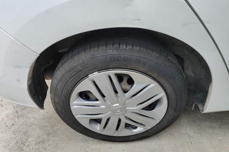 Used Honda Fit 2018 1.5L CVT Comfort Version Right Rear Wheel Hub