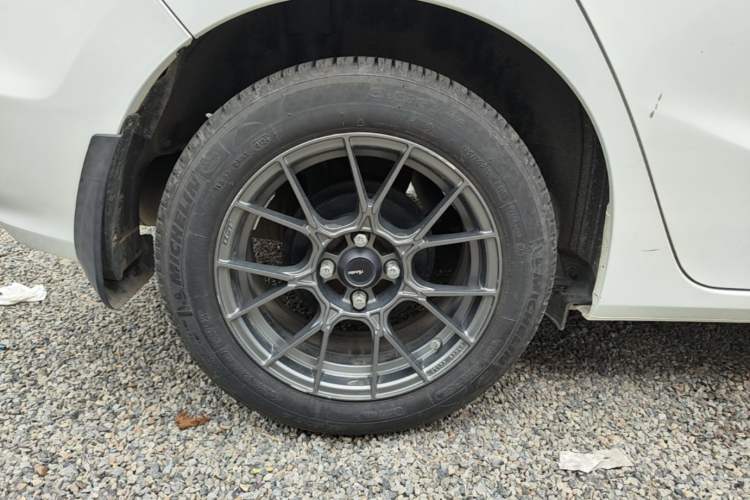 Used Honda Fit 2018 1.5L CVT Comfort Version Right Rear Wheel Hub